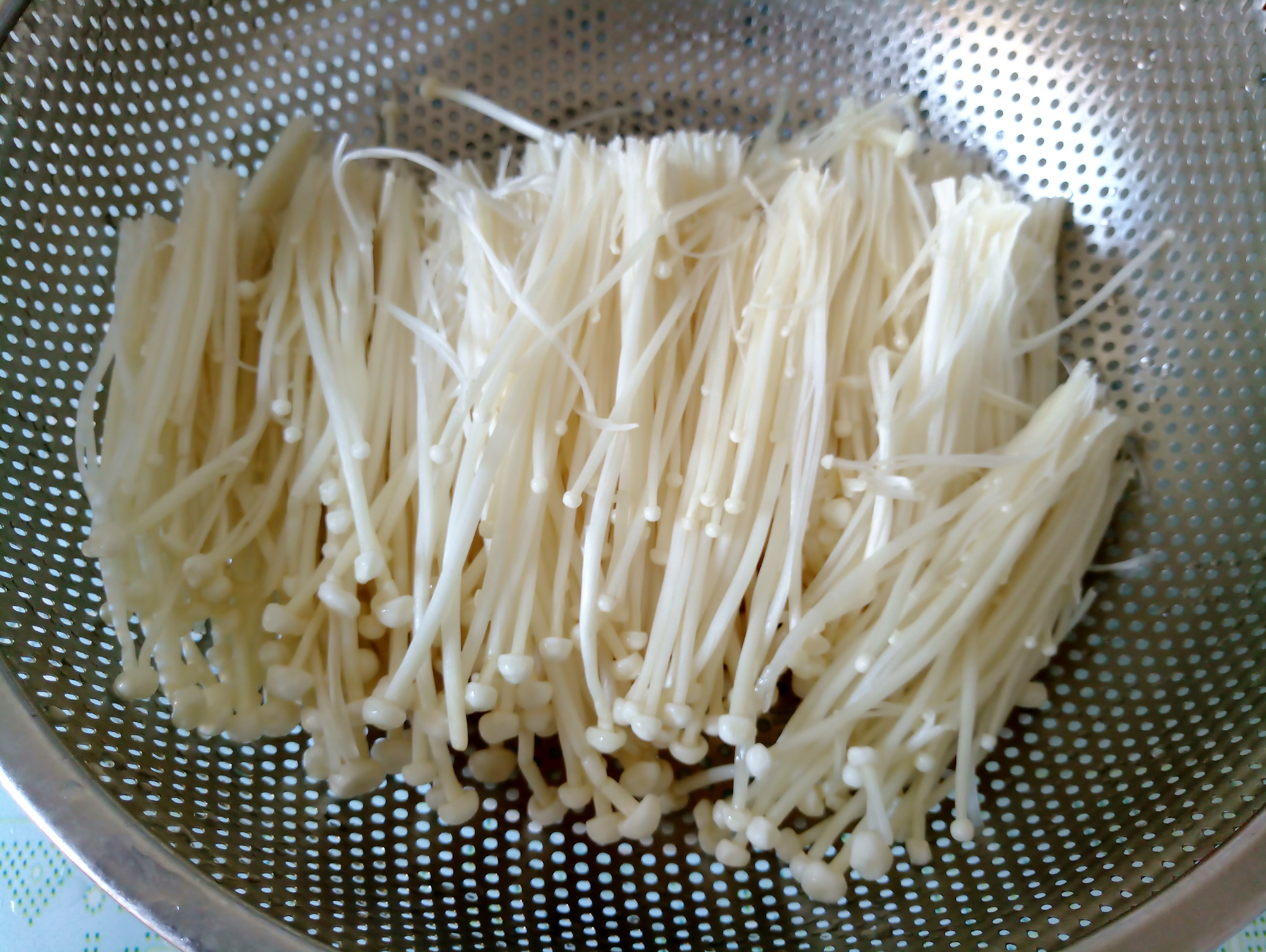 烤金针菇培根卷怎么做_烤金针菇培根卷的做法_豆果美食