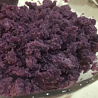 紫薯玫瑰花卷的做法图解2
