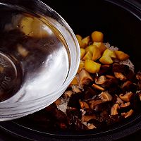 #秋天怎么吃#板栗香菇腊肠焖饭的做法图解7