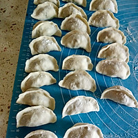 梅菜饺子的做法图解6