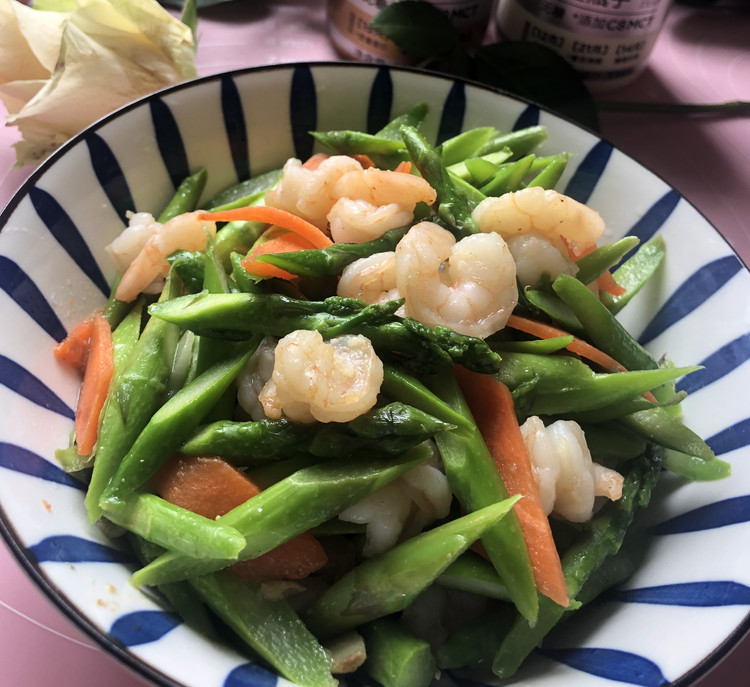 芦笋虾仁的做法