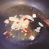 香肠小油菜的做法图解2