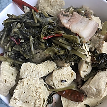 芥菜缨炖冻豆腐（东北菜）