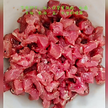 味道极美的牛肉披萨