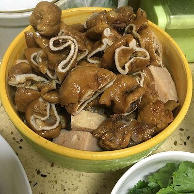 干锅肥肠鸡(地道四川味儿)超好吃!的做法