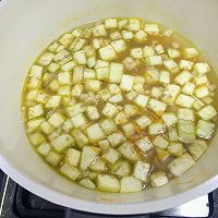 咖喱茄丁肉臊饭#我要上首页下饭家常菜#的做法图解6