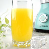 【夏日清爽果汁】香橙汁的做法图解7