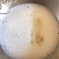 不会开裂的草莓卷蛋糕的做法图解5