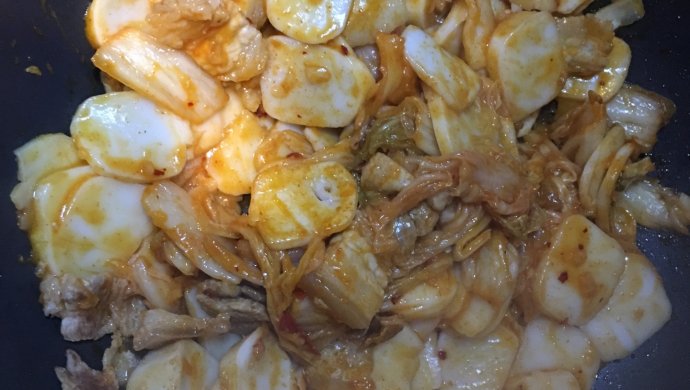 泡菜五花肉炒年糕
