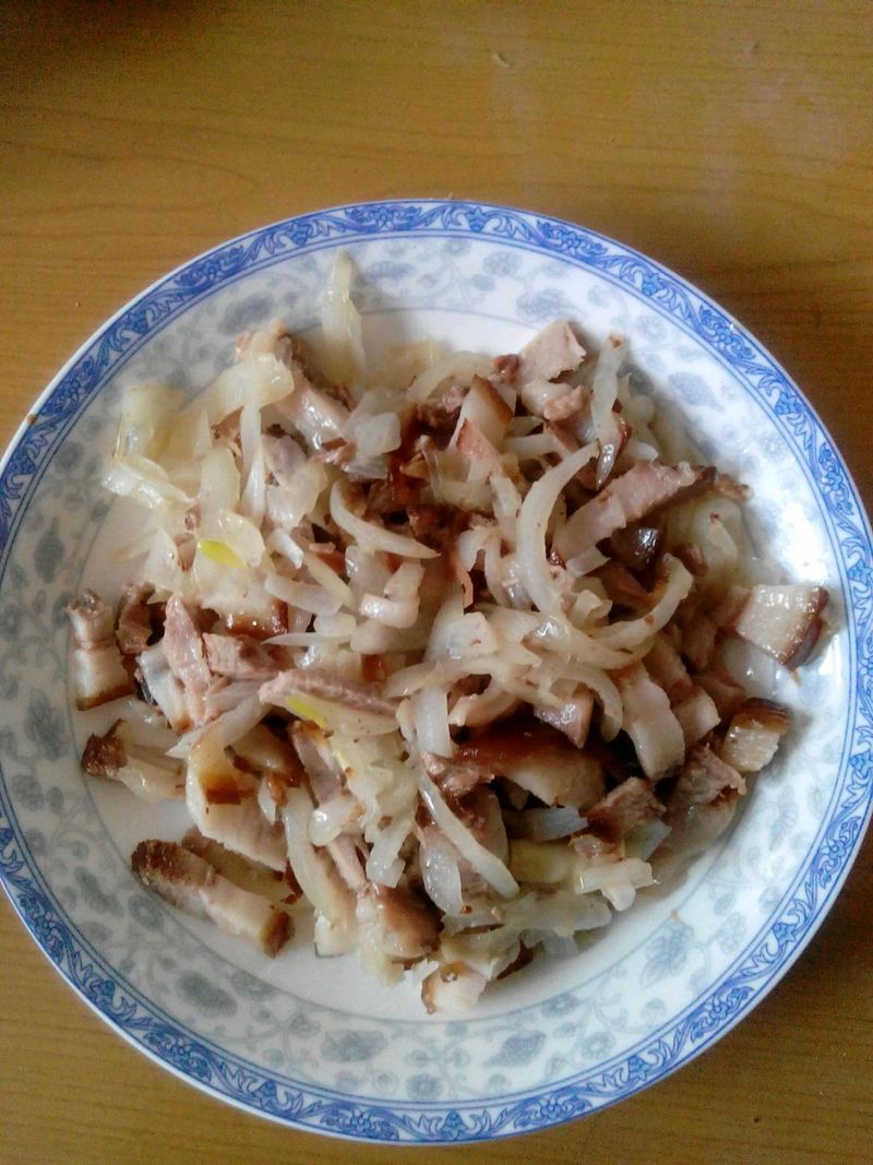 Fried onion with elbow