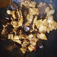 襄阳名菜——孔明菜烧五花肉的做法图解7