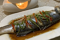 【荼蘼美食】清蒸海鲈鱼的做法