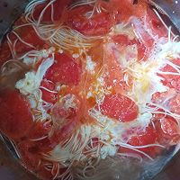 西红柿鸡蛋面汤的做法图解6
