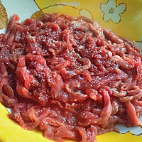 洋葱牛肉丝的做法图解1