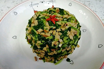 江南时令菜—马兰头拌鸡蛋干