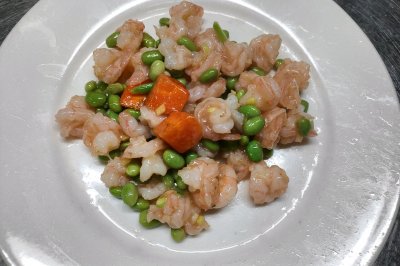 青豆炒虾仁