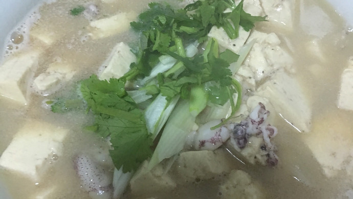 小乌鱼炖豆腐