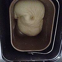 【美的绅士烤箱】玉米火腿沙拉包的做法图解3