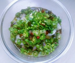 开胃小菜  青椒茄子的做法