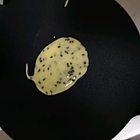 酥脆黑芝麻蛋卷植物油版的做法图解3
