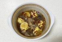 #开启冬日滋补新吃法#羊肚菌玉米排骨汤的做法