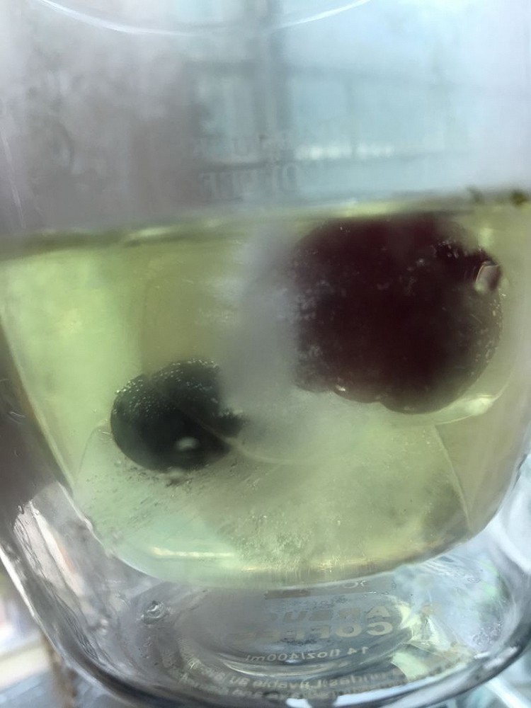 苏打水果冰块的做法