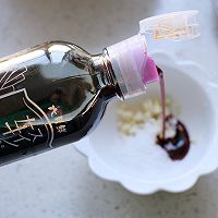 苦菊拌皮蛋的做法图解2