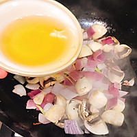 宅家享受餐厅里美味01｜法式奶油蘑菇炖鸡的做法图解10