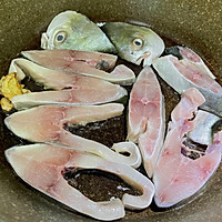 干煎金鲳鱼的做法图解4