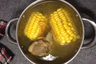 火麻油虫草花猪骨玉米汤----壮阳食补汤