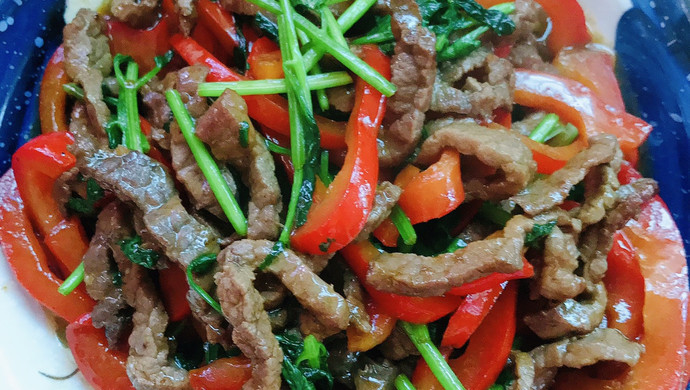 彩椒炒牛肉丝