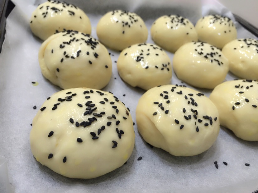 淡奶油小面包的做法图解7