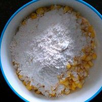 家常椒盐玉米的做法图解3