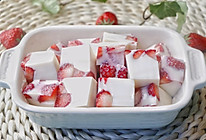 酸奶草莓冻的做法