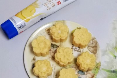 蔓越莓乳酪绿豆糕