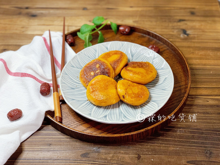 枣泥红薯糯米饼的做法