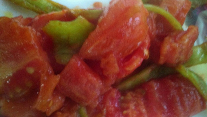 番茄炒青椒。