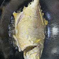 红烧金鲳鱼的做法图解3