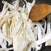 干煸孜然杏鲍菇的做法图解3