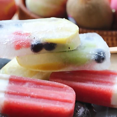 超简单的冰棍做法，1分钟让你学会做冰棍！