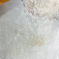 桃胶皂角米雪燕银耳汤的做法图解4