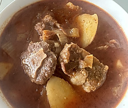 韩式牛尾土豆汤✨软烂入味✨酱香浓郁的做法