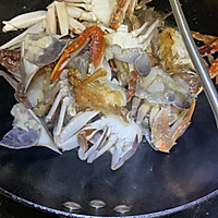 油焖大闸蟹的做法图解2