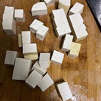 好吃到舔盘的糖醋豆腐的做法图解1