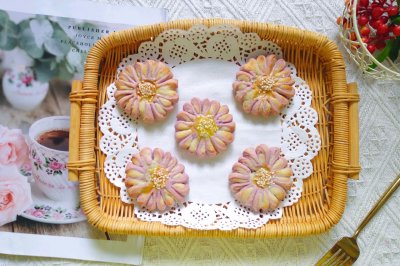 紫薯花朵豆沙酥饼