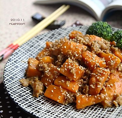 味啉地瓜烧猪肉