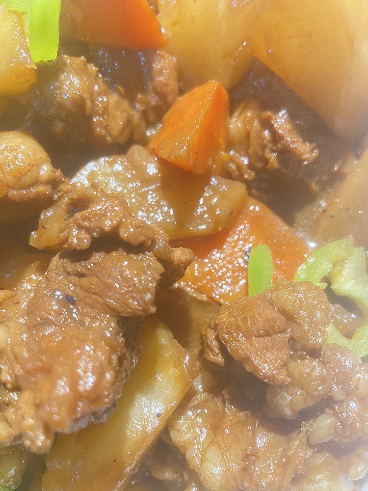 萝卜牛腩煲，今天就把软糯香浓，回齿留香的秘诀都告诉你！！！的做法