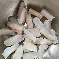 #宝宝的第一口辅食鱼#糖醋挪威北极鳕鱼的做法图解2