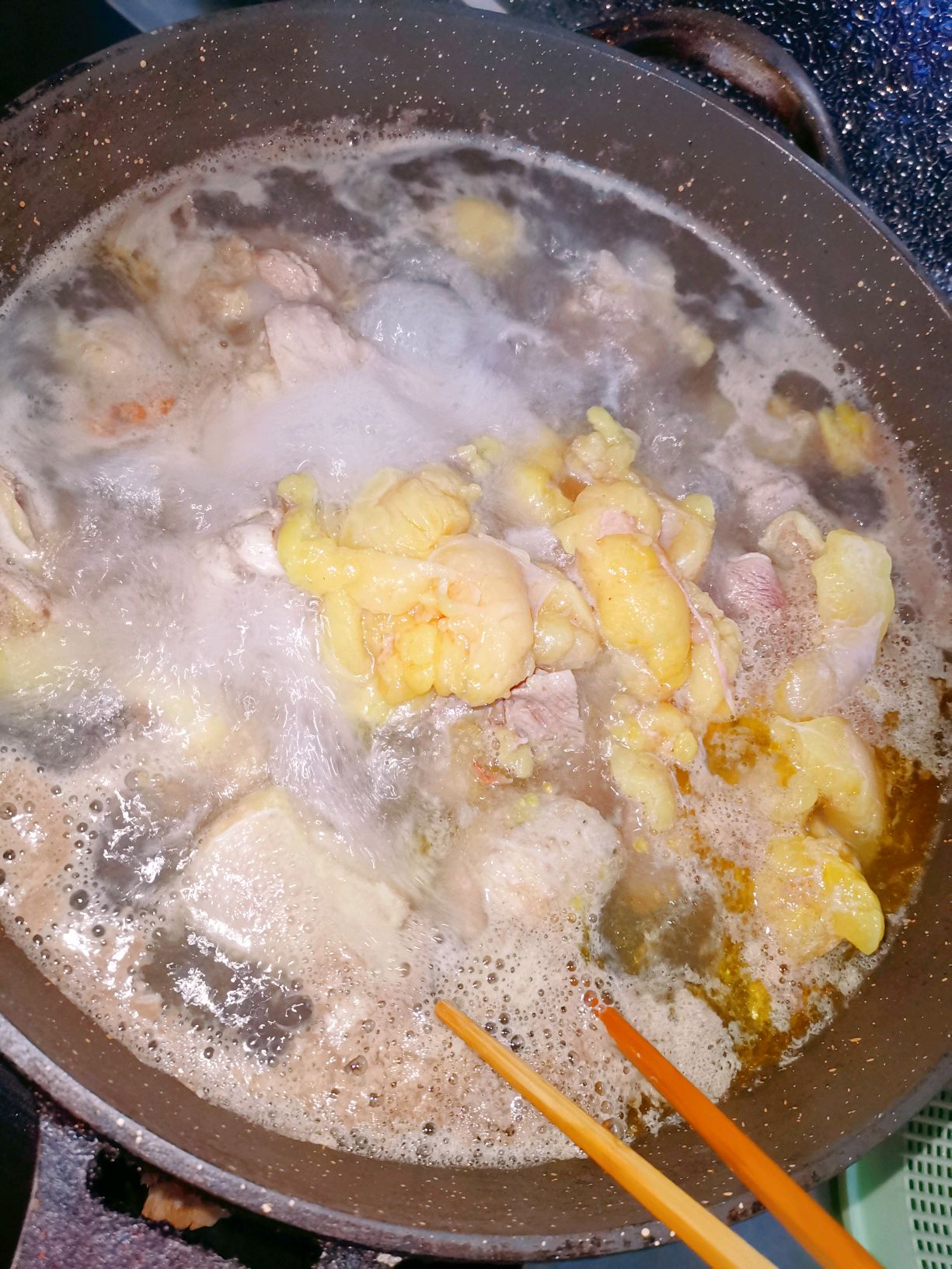 菌菇老母鸡汤怎么做_菌菇老母鸡汤的做法_嗳磊小曦_豆果美食