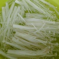 凉拌金针菇的做法图解1
